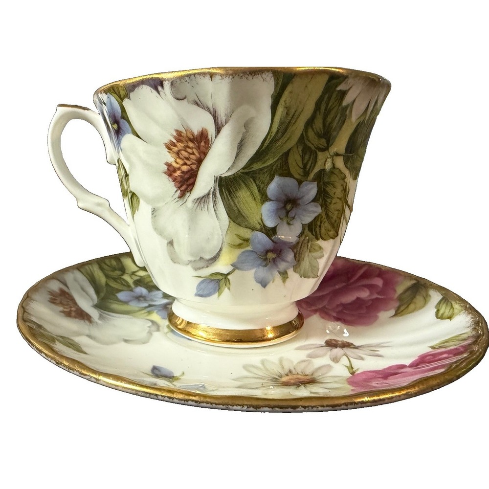 Vintage Duchess Bone China Teacup Saucer England Pink Roses Floral Gold Trim - Picture 3 of 10